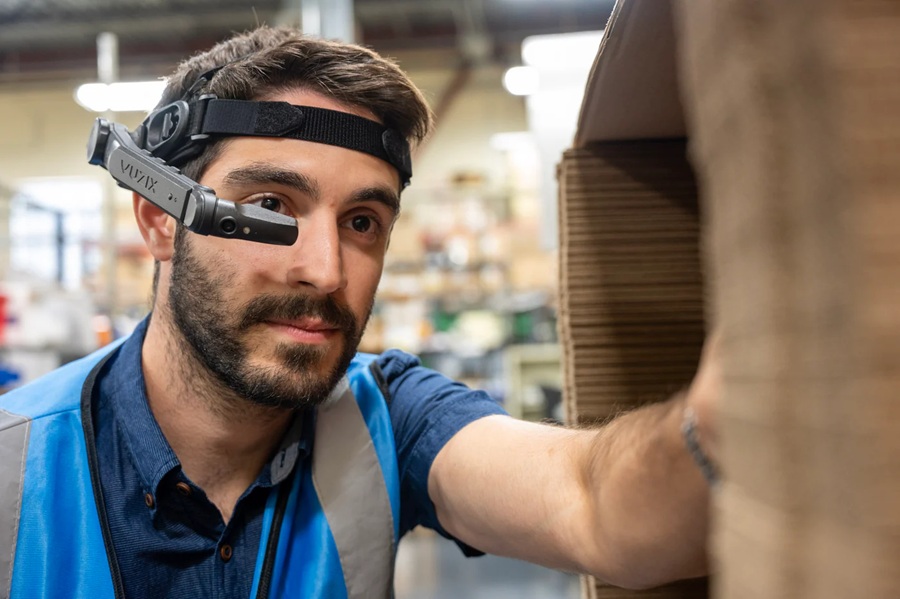 Vuzix Launches LX1 Wearable Display for Warehouse Operations